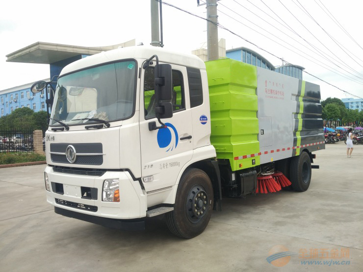 國五東風天錦掃路車