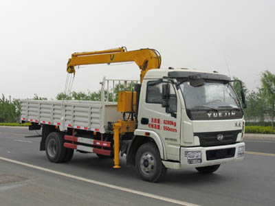 躍進(jìn)隨車起重運(yùn)輸車